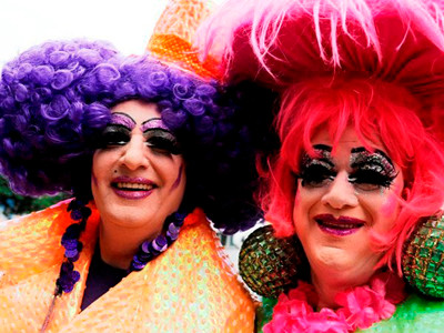 Tây Ban Nha công nhận hôn nhân đồng giới