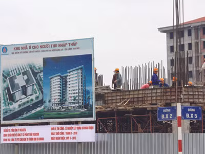 Vì sao nhà thu nhập thấp ở Hà Nội đắt nhất nước?