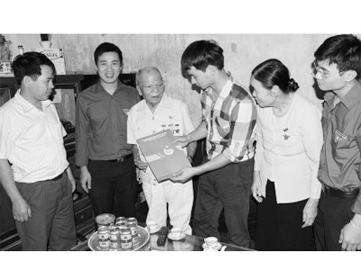 Gửi yêu thương đến Trường Sa