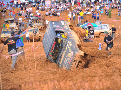 'Nóng' cùng Việt Nam Offroad Cup 2012