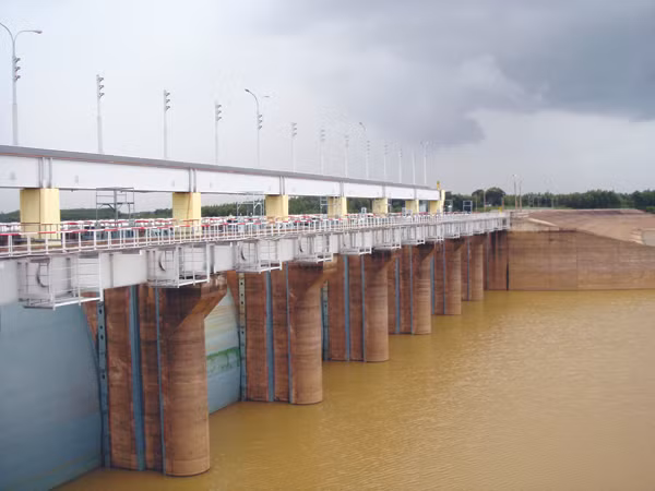 Những nhà máy thuỷ điện của EVN đang mang lại lợi nhuận kép cho tập đoàn này (ảnh chụp nhà máy Thủy điện Trị An)