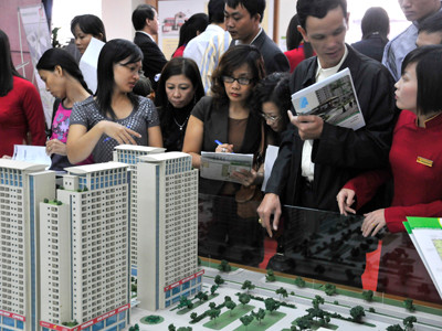 Bất động sản hiện “chôn” khoảng 50 tỷ USD, được coi là thủ phạm khiến hàng vạn DN Việt Nam lao đao Ảnh: hồng vĩnh