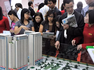 Bất động sản hiện “chôn” khoảng 50 tỷ USD, được coi là thủ phạm khiến hàng vạn DN Việt Nam lao đao Ảnh: hồng vĩnh