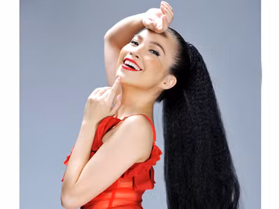 Hiền Thục cô đơn sau vô-lăng