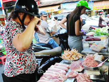 Có kiểm soát được 'thịt bán trong 8 giờ'?