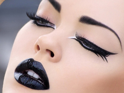 Môi đen cá tính: Bạn có dám thử