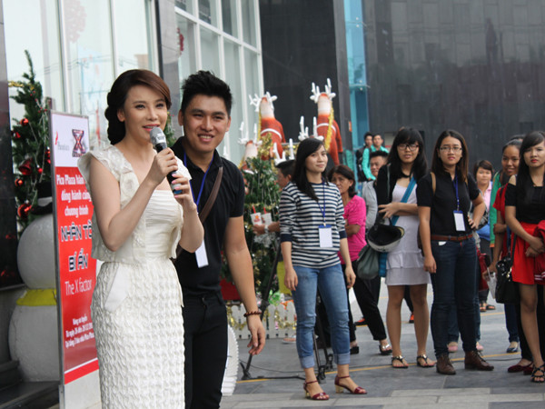 Hồ Quỳnh Hương gây náo loạn buổi sơ tuyển X-Factor