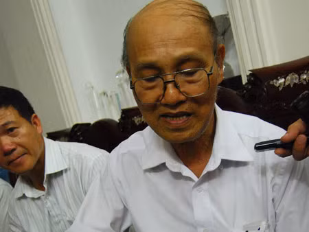 Bé gái gây cháy có luồng 'hỏa xà' trong cơ thể
