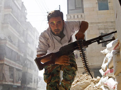 EU xem xét bỏ cấm vận vũ khí đối với Syria