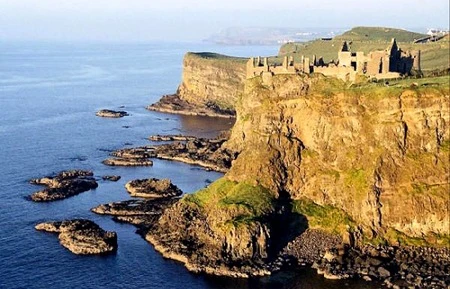 Ireland hiện là quốc gia có tỷ lệ nợ nước ngoài so với GDP cao nhất thế giới