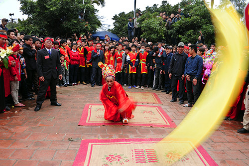 Ném Thượng vào hội chém lợn