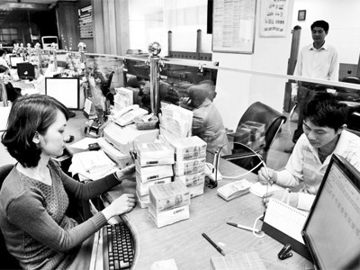 Tái cơ cấu: Chiếc xe ở ngã ba đường?