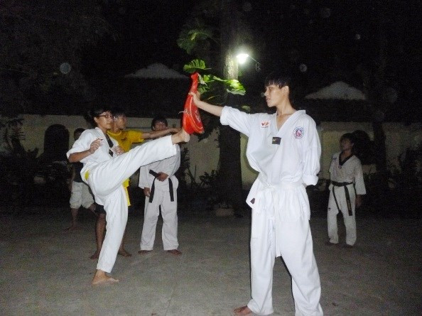 Lớp học ‘khiêm nhường, nhẫn nhịn’ miễn phí cho sinh viên