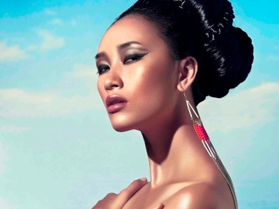 Huyền Trang Next Top hoang dã, gợi cảm trên biển