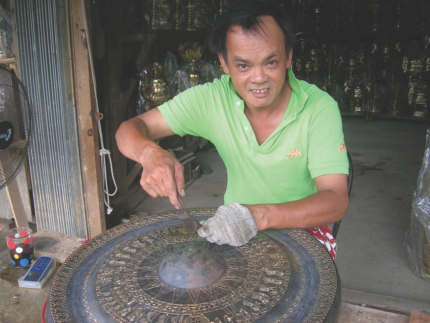 Hồi sinh làng nghề