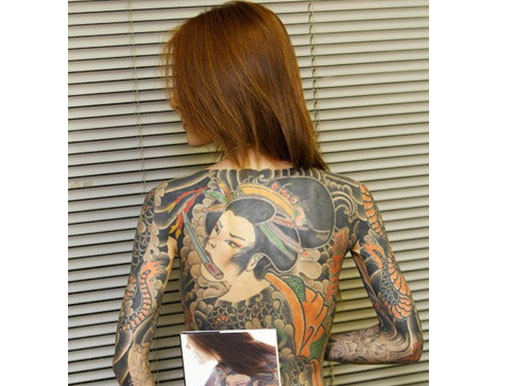 Những hình xăm độc đáo của Eva Nhật Bản