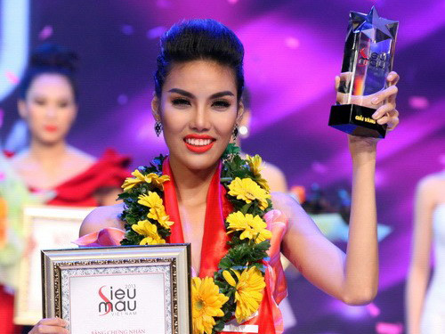Quá ít đối thủ, Lan Khuê dễ dàng thành Siêu mẫu 2013