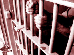 Tắm với vợ người, bị ép viết nợ 100 triệu