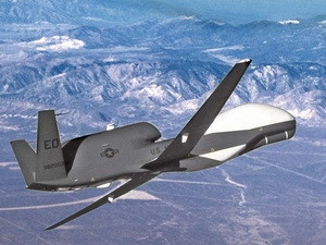 Pháp cân nhắc mua máy bay không người lái của Mỹ