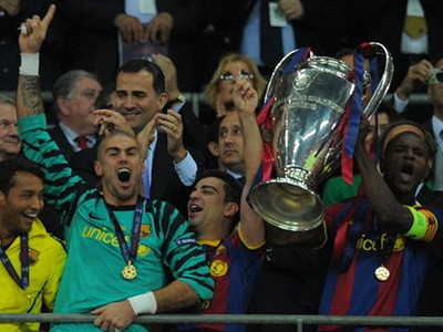 Hủy diệt M.U, Barcelona lên đỉnh châu Âu