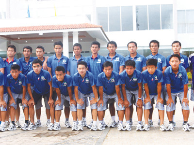 Bóng đá Lào ảnh hưởng từ bầu Đức?