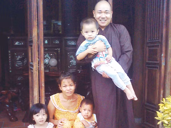 Mái chùa cho người có H