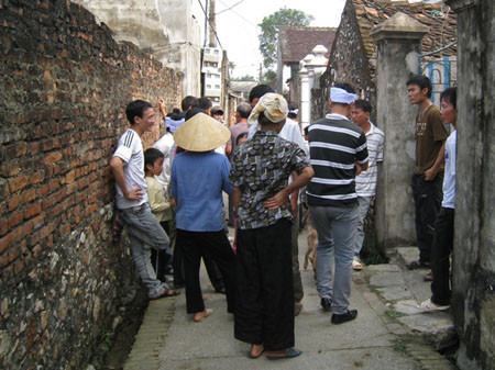 Một phụ nữ độc thân tử vong với vết thương lớn sau gáy