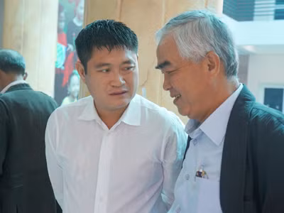 V.League, hạng Nhất vẫn mờ mịt