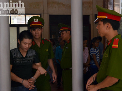 Giả sinh viên y khoa, liên tục hãm hiếp thiếu nữ