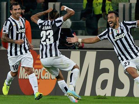 Cố nhân đẩy 'Bà đầm già' xuống vực?