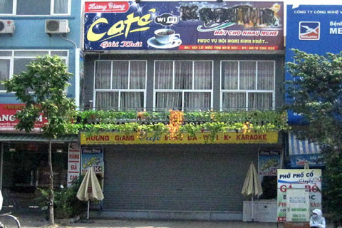 51 nam, nữ bay lắc điên cuồng trong quán café