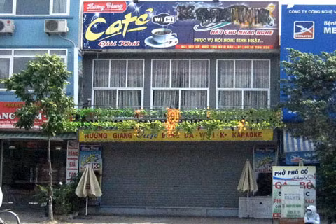 51 nam, nữ bay lắc điên cuồng trong quán café