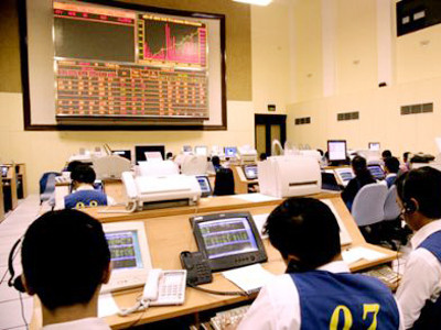 VN-Index bất ngờ tăng hơn chín điểm