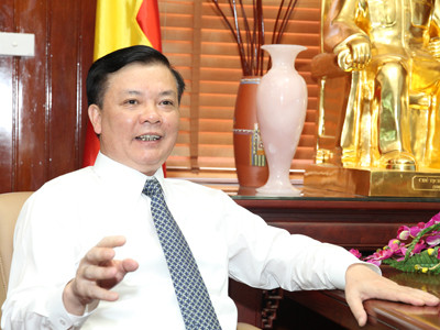 Kiểm soát nợ công, gỡ khó doanh nghiệp