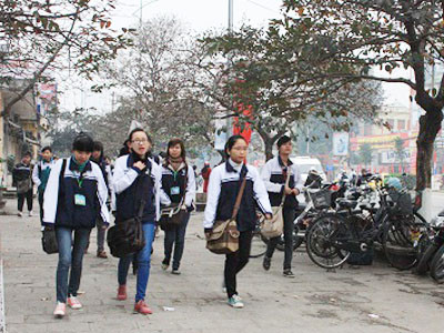 Ngày mai, học sinh THPT Hà Nội mới phải học đến 19h