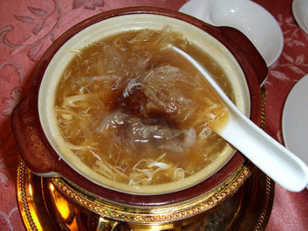 Dùng vây cá mập lợi bất cập hại