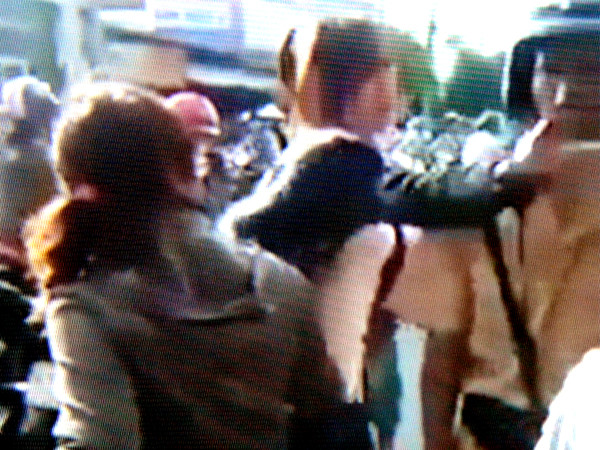 Khởi tố cô gái 18 tuổi tát cảnh sát giao thông