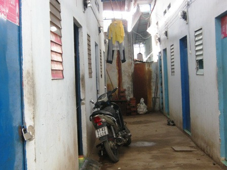 Vì sao sinh viên 'nườm nượp' trả phòng trọ?