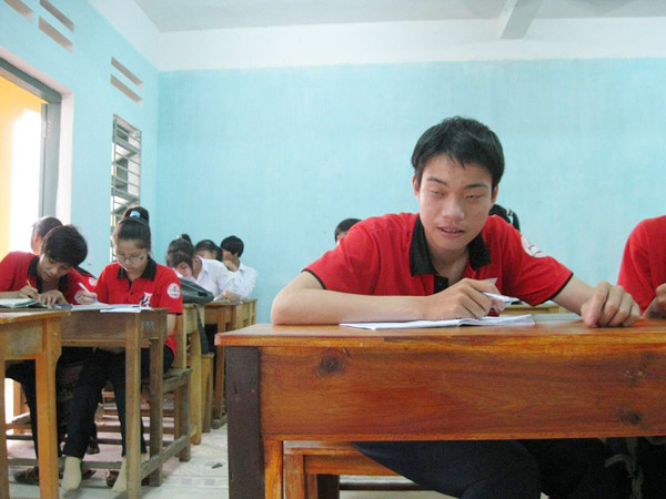 Cậu học trò "ngửi chữ "