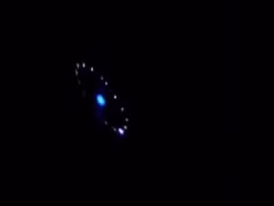 UFO phát sáng trên bầu trời Brazil?