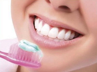 Bệnh lợi liên quan đến sự thay đổi hóc-môn