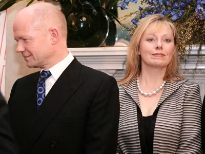 Ngoại trưởng Anh William Hague và phu nhân Ffilon. Ảnh: zimbio.com