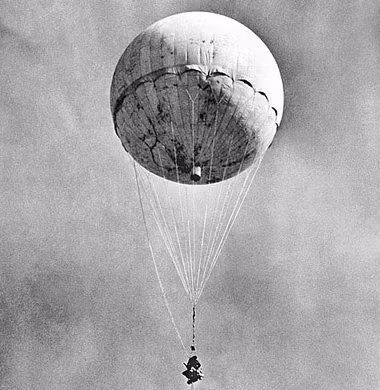 Bí mật bom xuyên đại dương của Nhật