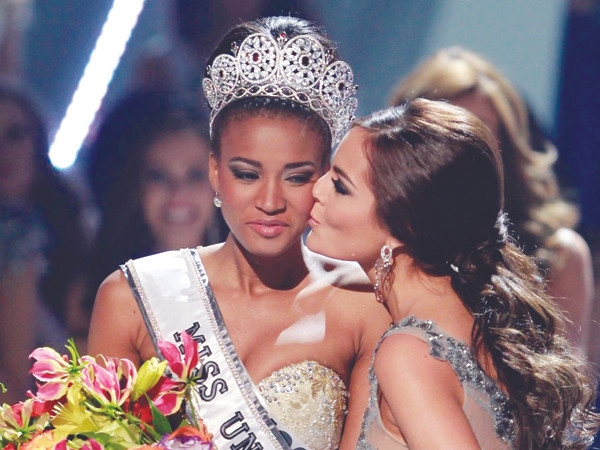 Tân Hoa hậu Hoàn vũ có thể bị tước vương miện