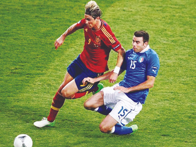 Tây Ban Nha - Italia: Nợ nần thêm chồng chất?