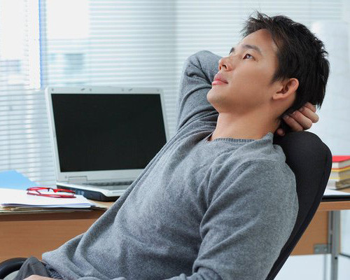 Muốn nghỉ việc nhưng sếp lại tăng lương