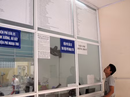 Viện phí mới: Nhiều dịch vụ tăng giá 20 - 70 lần!