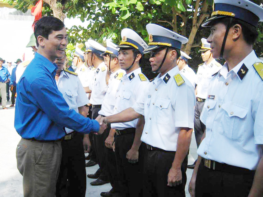 Mang tinh thần Trường Sa đến tuổi trẻ cả nước