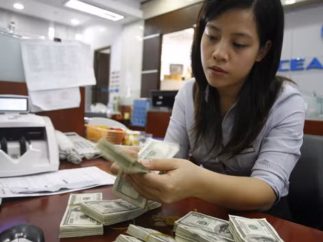 Đô la tăng vì đồn đoán?