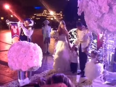 Mariah Carey kỷ niệm ngày cưới như chuyện cổ tích